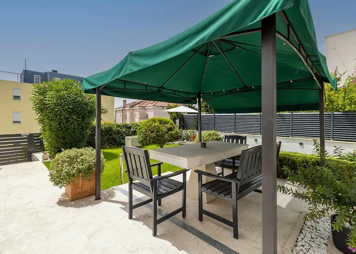 Lux Garden Luxury Apartment Split 2