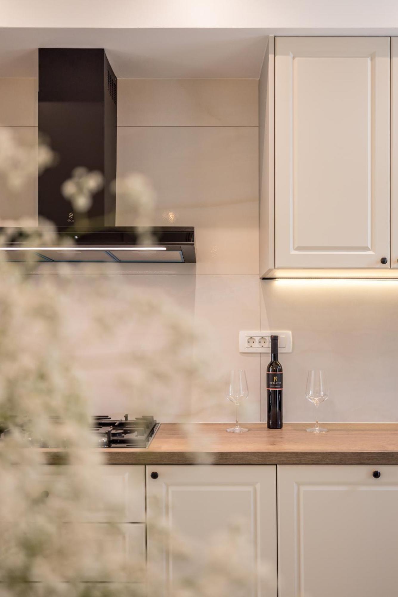Apartment Lux Garden Luxury 2 *