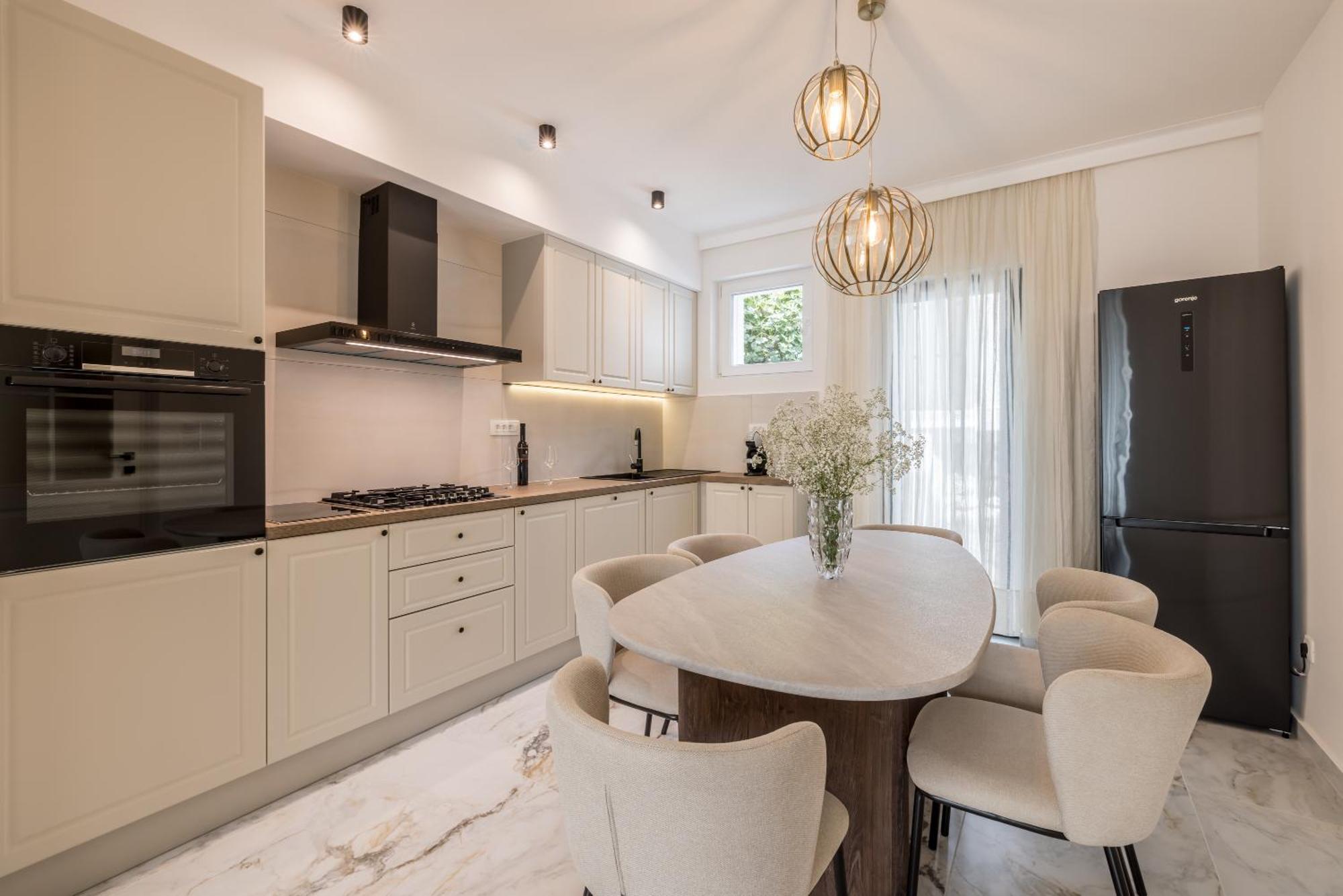 Lux Garden Luxury 2 Apartment