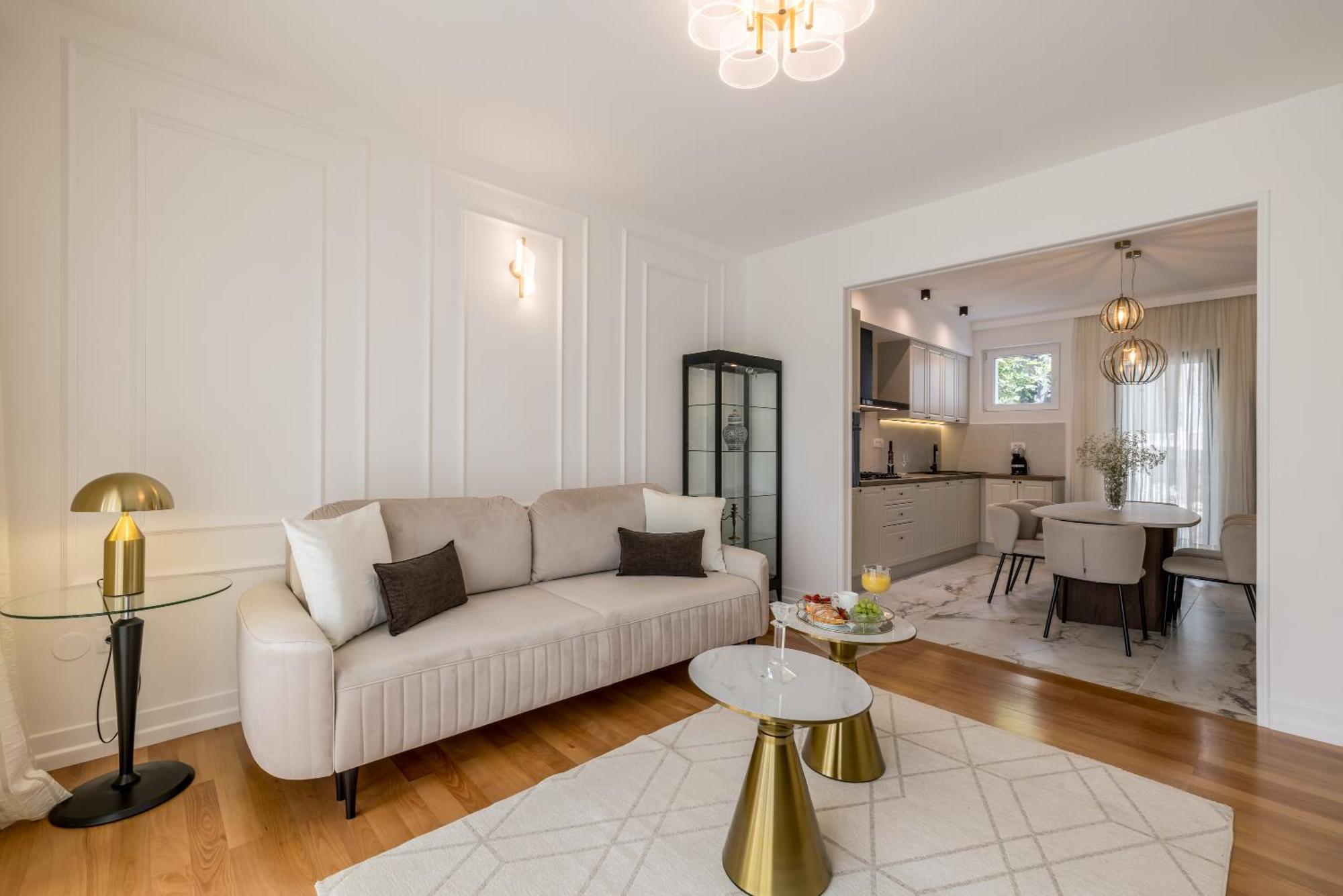 Lux Garden Luxury 2 Apartment